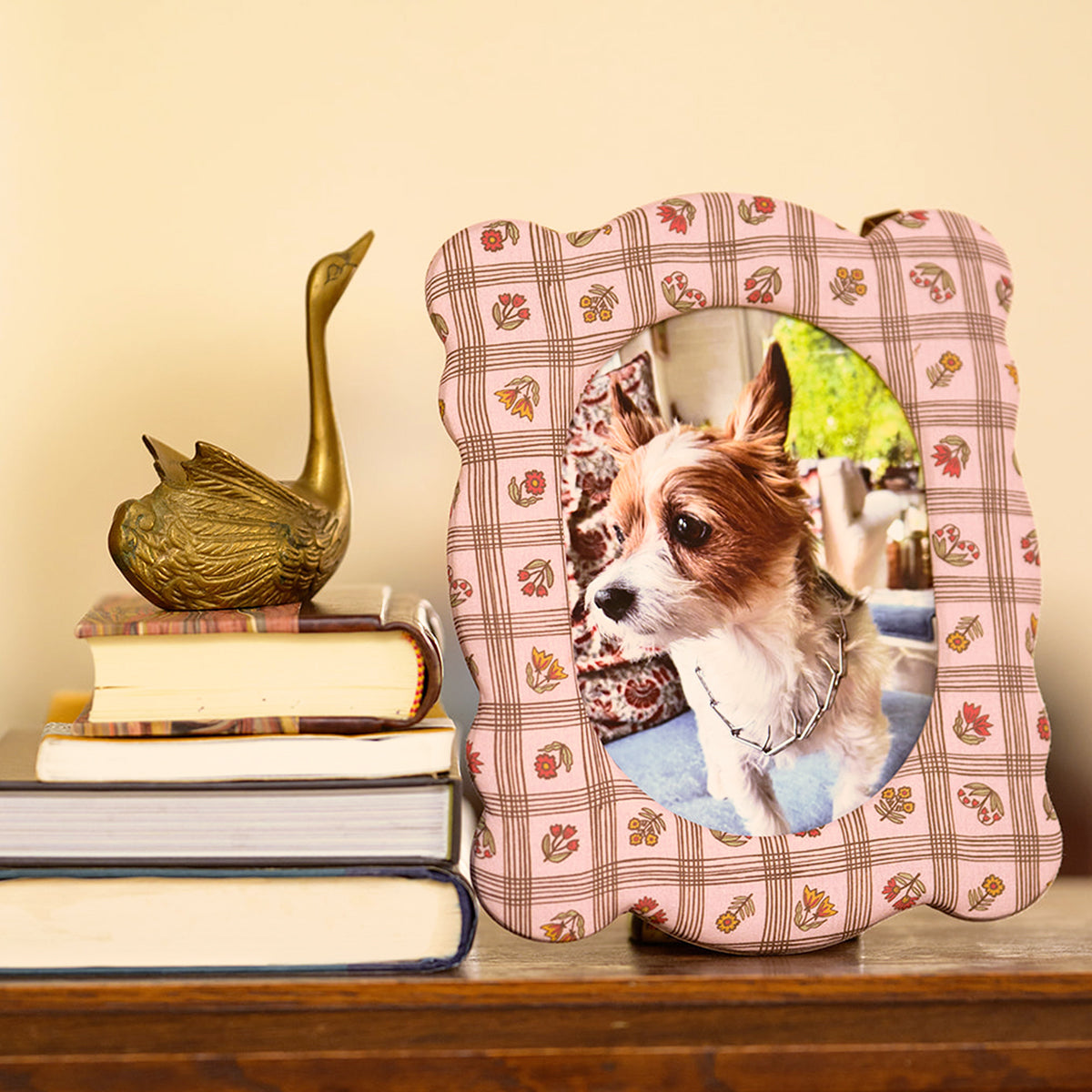 Laura Pink 8"x10" Fabric Desktop Frame