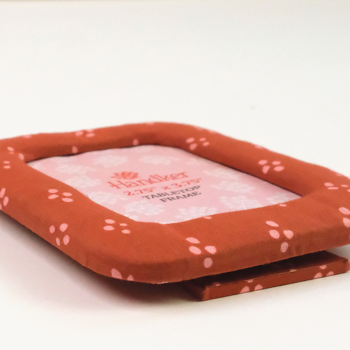 Handker fabric tabletop frame with red and pink dotted pattern