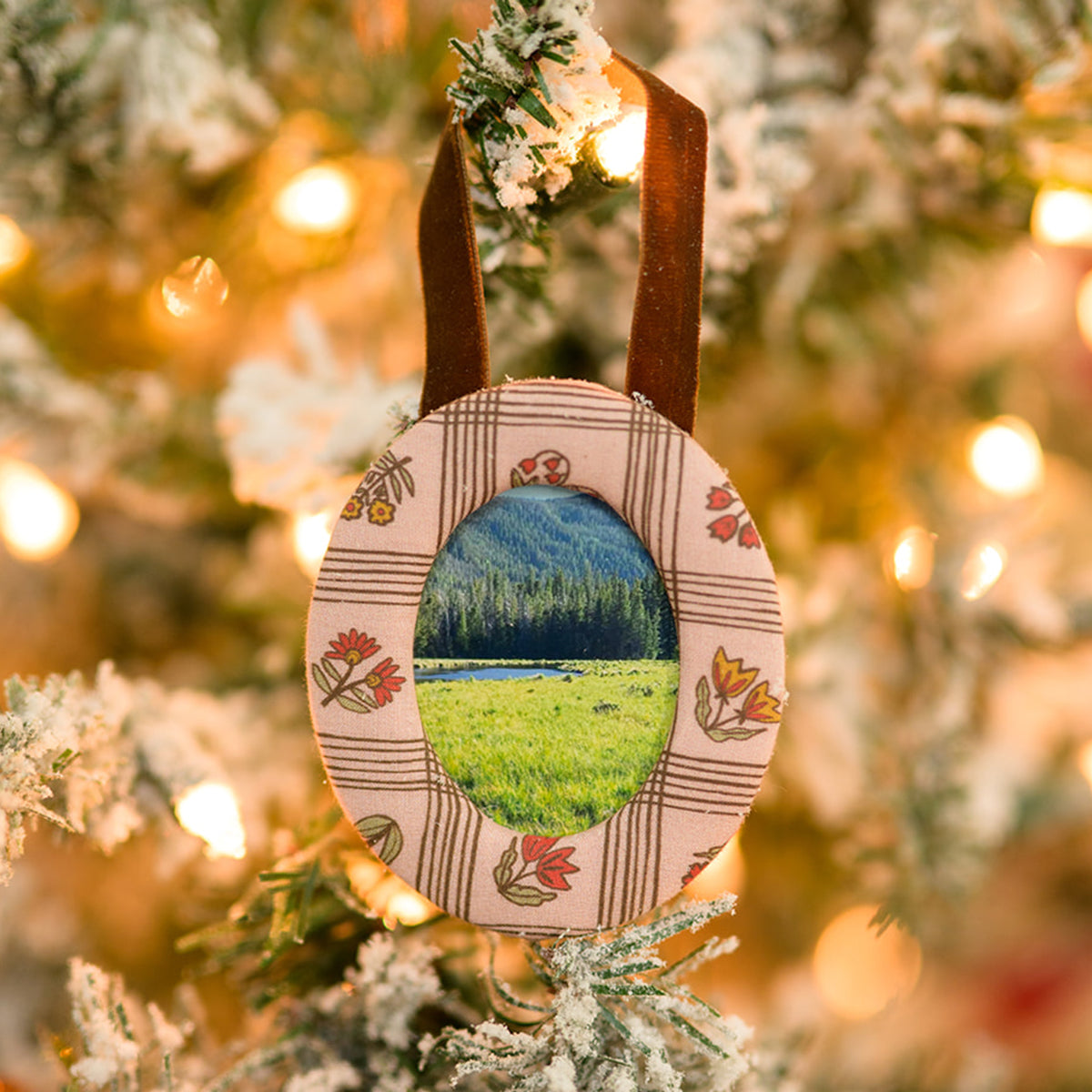 Laura Pink Fabric Frame Ornament
